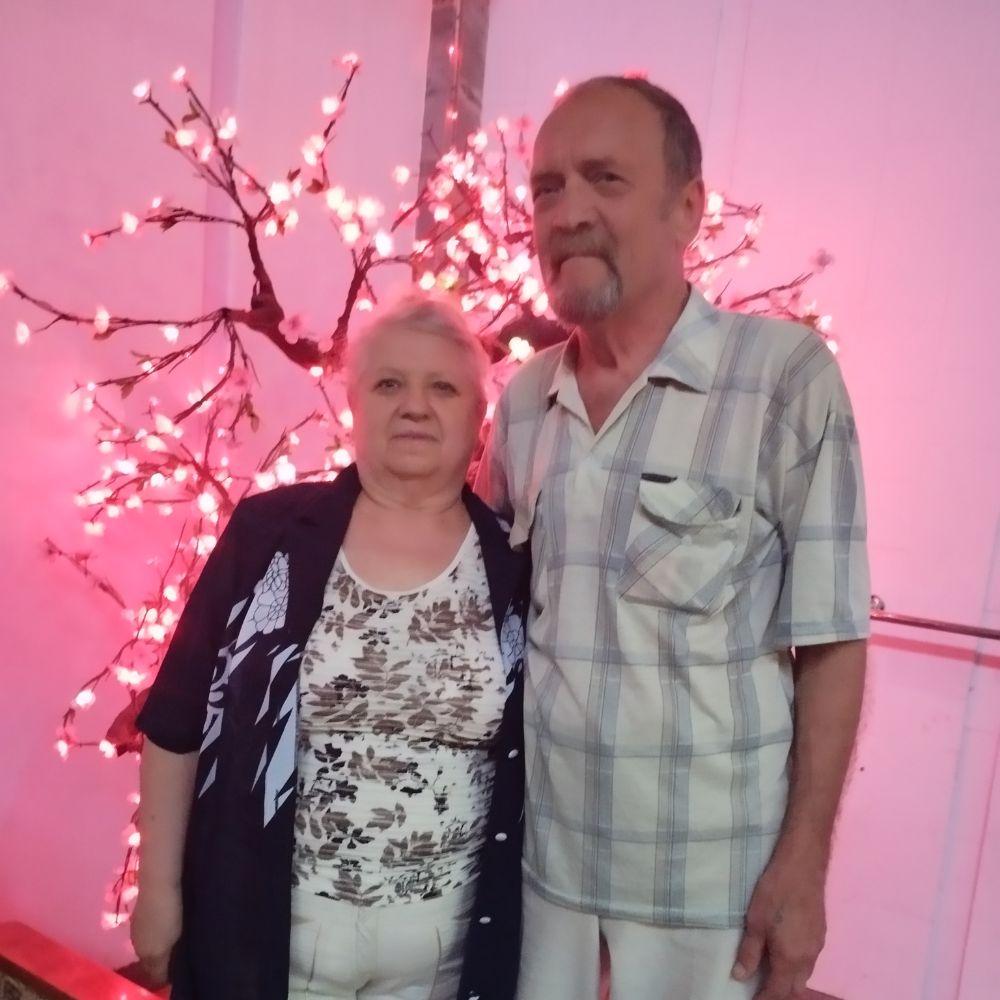 Dave and Cara(13)